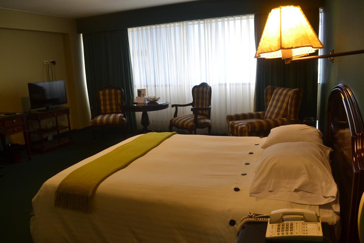 Suites Plaza Las Flores Lima Bagian luar foto