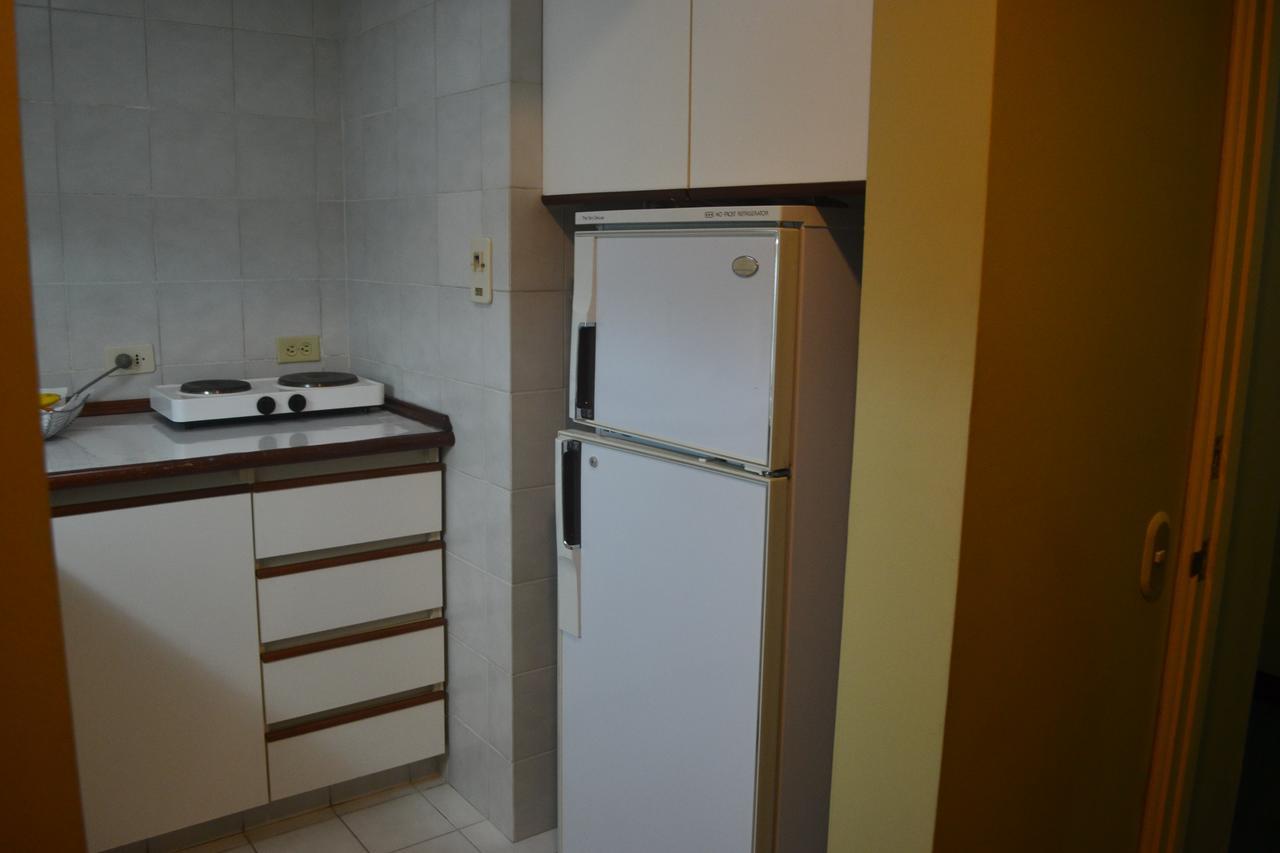 Suites Plaza Las Flores Lima Bagian luar foto