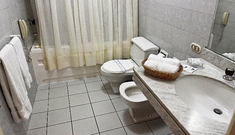 Suites Plaza Las Flores Lima Bagian luar foto