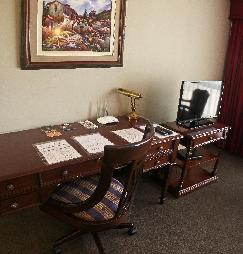 Suites Plaza Las Flores Lima Bagian luar foto